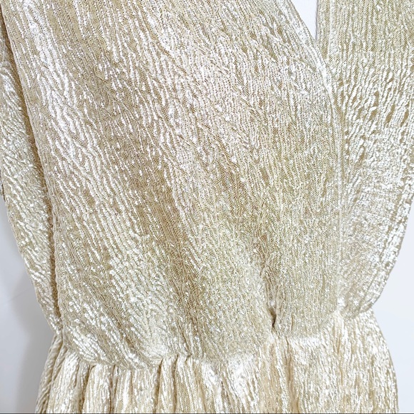 SOLD-Lulu’s Metallic Champagne Maxi Dress - Picture 5 of 8